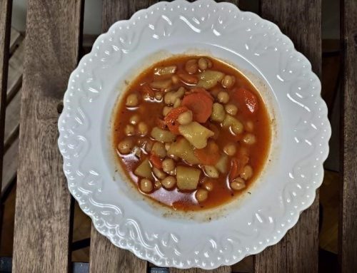 Virgi egészséges receptjei – Vegán gulyásleves